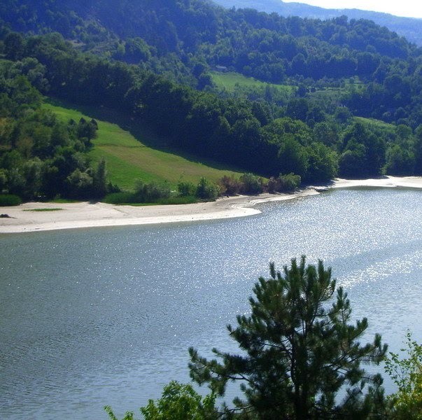 Potpećko jezero