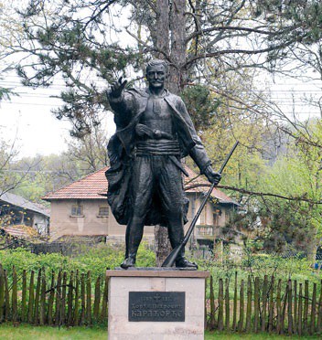 Spomenik voždu Karađorđu