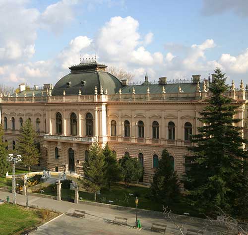 Patrijaršijski dvor